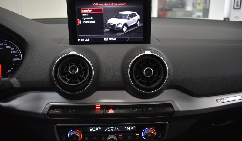 Audi Q2 1.6 tdi Sport Edition S Line Tetto Panorama pieno