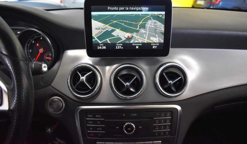 Mercedes-Benz CLA 220 CLA 220 d Premium auto FL pieno