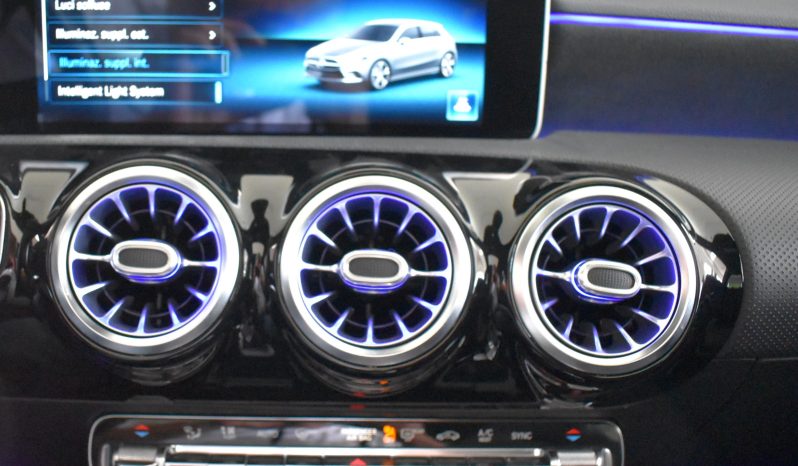 Mercedes-Benz A 180 d Premium auto PACK NIGHT TETTO PANORAMA pieno