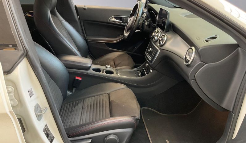 Mercedes-Benz CLA 220 CLA 220 d Premium auto FL pieno
