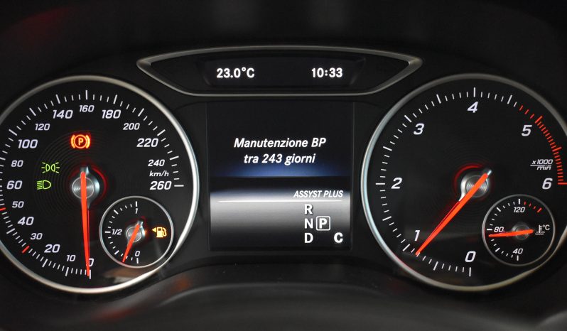 Mercedes-Benz A 180 A 180 d Executive auto my16 pieno