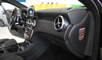 Mercedes-Benz A 180 A 180 d Premium auto my16 pieno