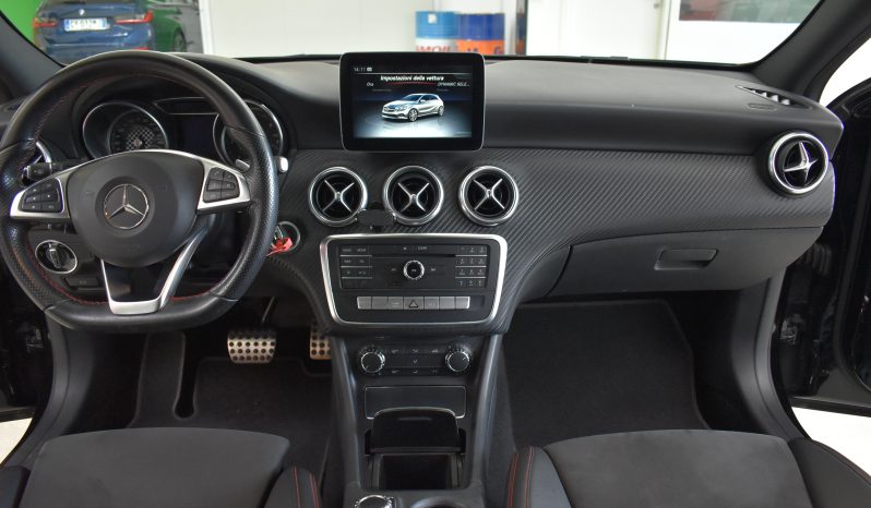 Mercedes-Benz A 180 A 180 d Premium auto my16 pieno