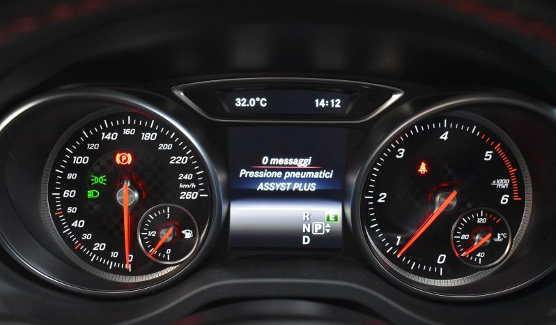 Mercedes-Benz A 180 A 180 d Premium auto my16 pieno