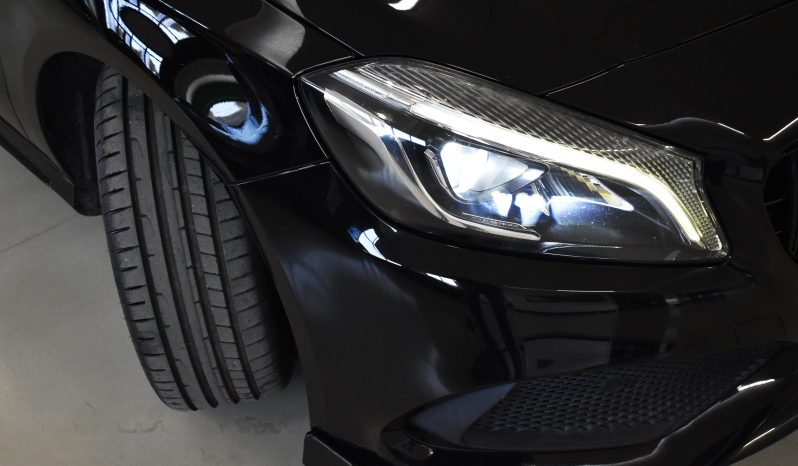 Mercedes-Benz A 200 A 200 d Premium Next 4matic auto TETTO PAN pieno