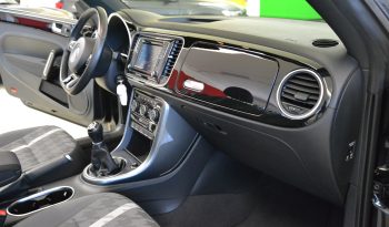 Volkswagen Maggiolino Maggiolino Cabrio 1.2 tsi Design 105cv pieno
