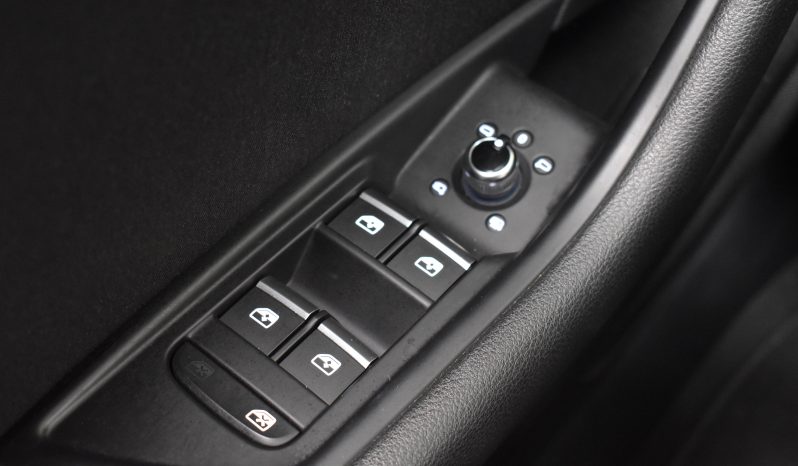 Audi A4 A4 Avant 40 2.0 tdi S line edition 190cv s-tronic pieno