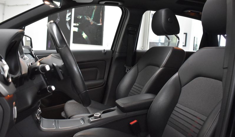 Mercedes-Benz B 200 B 200 d Sport auto FL TETTO PANORAMA pieno