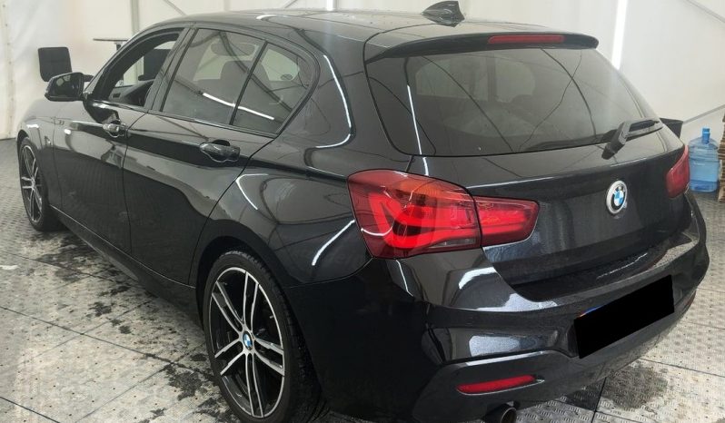 BMW 118 BMW 1er 118i Edition M Sport Shadow pieno