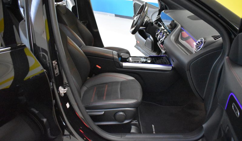 Mercedes-Benz GLA 200 GLA-H247 2020 d Premium auto pieno