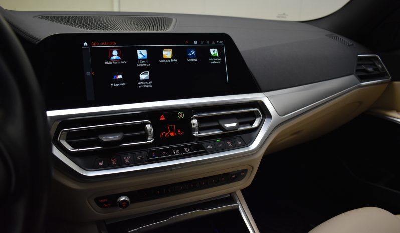 BMW 318 318d Touring mhev 48V Sport auto full pelle virtual cockpit pieno