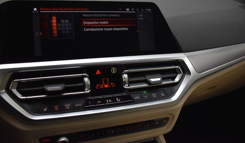 BMW 318 318d Touring mhev 48V Sport auto full pelle virtual cockpit pieno