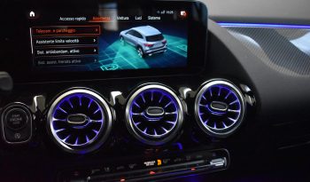 Mercedes-Benz GLA 200 GLA-H247 2020 d Premium auto pieno