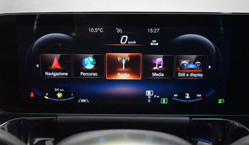 Mercedes-Benz GLA 200 GLA-H247 2020 d Premium auto pieno