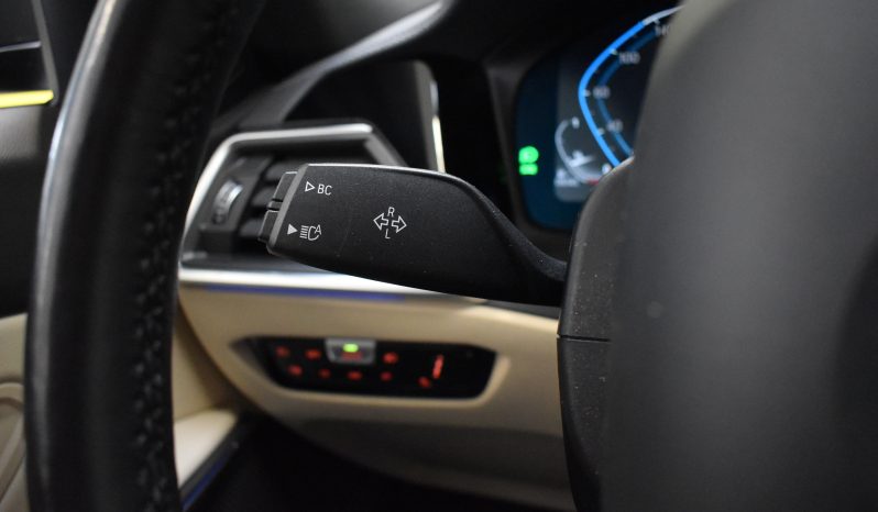 BMW 318 318d Touring mhev 48V Sport auto full pelle virtual cockpit pieno