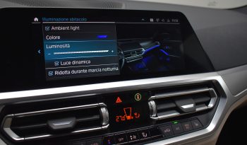 BMW 318 318d Touring mhev 48V Sport auto full pelle virtual cockpit pieno