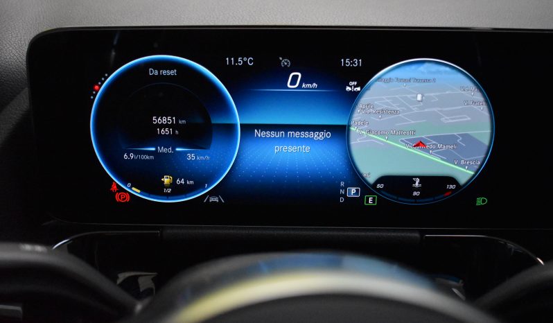 Mercedes-Benz GLA 200 GLA-H247 2020 d Premium auto pieno