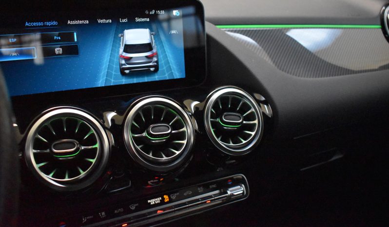 Mercedes-Benz GLA 200 GLA-H247 2020 d Premium auto pieno