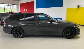 BMW 318 318d Touring mhev 48V Sport auto full pelle virtual cockpit pieno