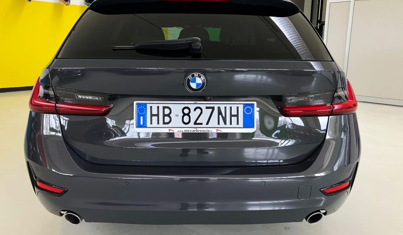 BMW 318 318d Touring mhev 48V Sport auto full pelle virtual cockpit pieno