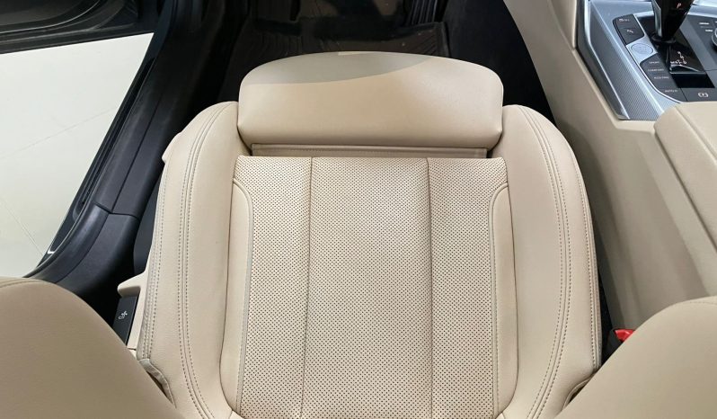 BMW 318 318d Touring mhev 48V Sport auto full pelle virtual cockpit pieno