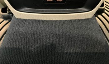 BMW 318 318d Touring mhev 48V Sport auto full pelle virtual cockpit pieno