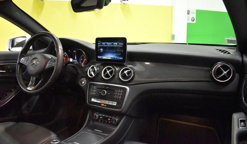 Mercedes-Benz CLA 200 CLA 200 d Premium auto FL TETTO PANORAMA pieno