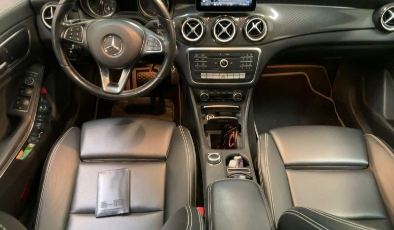 Mercedes-Benz CLA 200 CLA 200 d Premium auto FL TETTO PANORAMA pieno