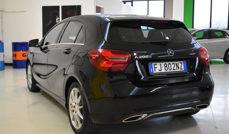 Mercedes-Benz A 200 A 200 d Sport auto my16 pieno