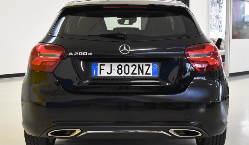 Mercedes-Benz A 200 A 200 d Sport auto my16 pieno