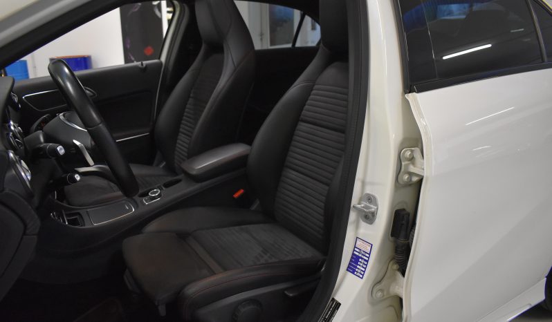 Mercedes-Benz A 200 A 200 d Premium AMG auto my16 TETTO PANORAMA pieno