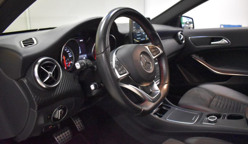 Mercedes-Benz A 200 A 200 d Premium AMG auto my16 TETTO PANORAMA pieno