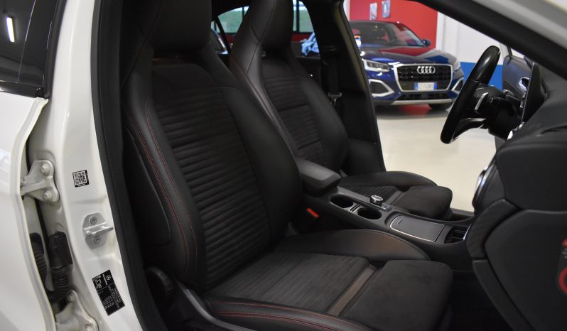 Mercedes-Benz A 200 A 200 d Premium AMG auto my16 TETTO PANORAMA pieno