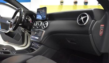 Mercedes-Benz A 200 A 200 d Premium AMG auto my16 TETTO PANORAMA pieno