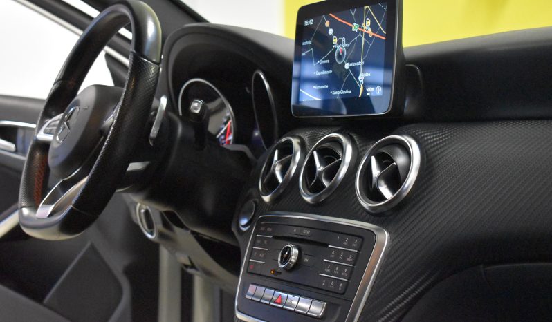 Mercedes-Benz A 200 A 200 d Premium AMG auto my16 TETTO PANORAMA pieno