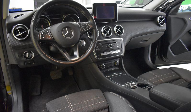 Mercedes-Benz A 200 A 200 d Sport auto my16 pieno