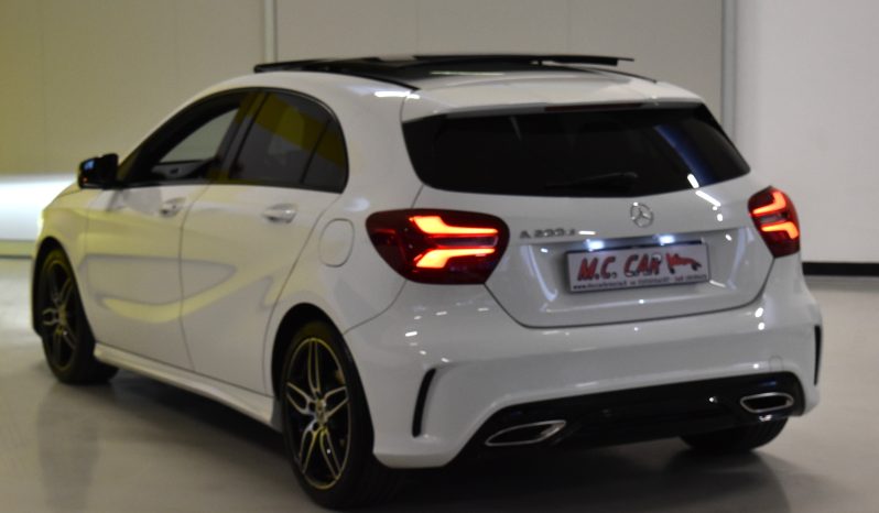 Mercedes-Benz A 200 A 200 d Premium AMG auto my16 TETTO PANORAMA pieno