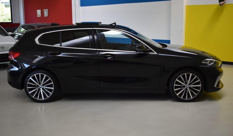 BMW 116d Luxury auto FULL TETTO AP. PELLE RETROCAMERA pieno