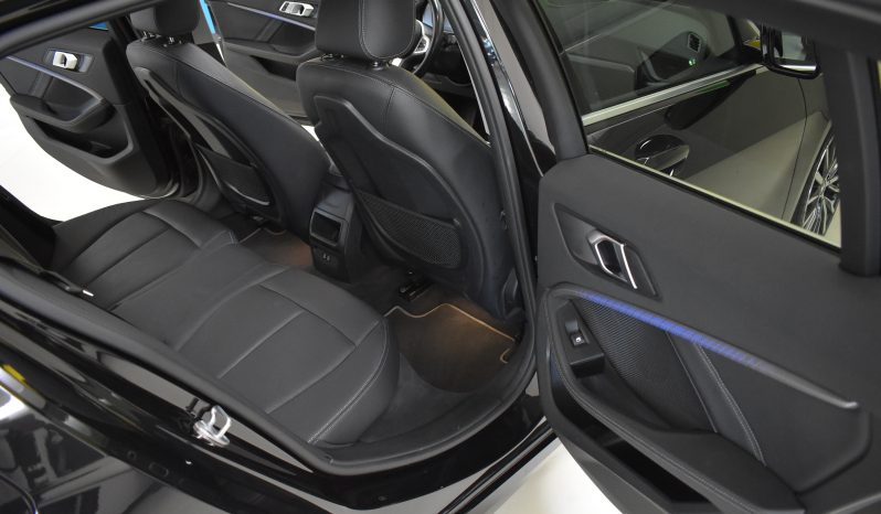 BMW 116d Luxury auto FULL TETTO AP. PELLE RETROCAMERA pieno