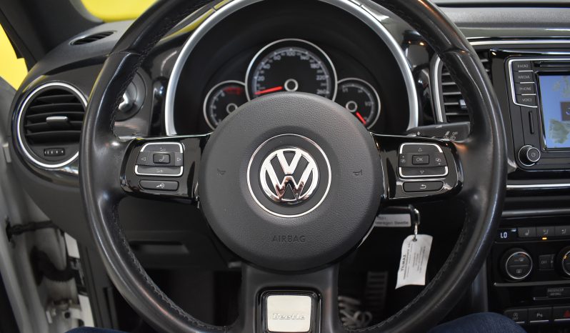 Volkswagen Maggiolino Cabrio 1.2 tsi Design 105cv Sound pieno