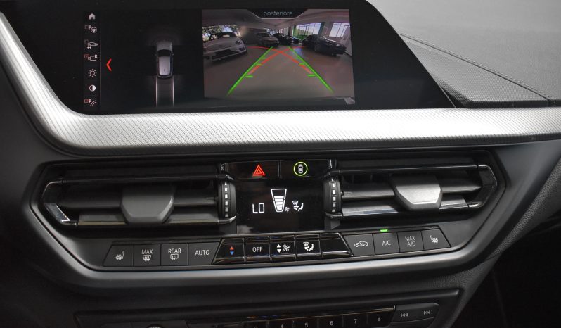 BMW 116d Luxury auto FULL TETTO AP. PELLE RETROCAMERA pieno