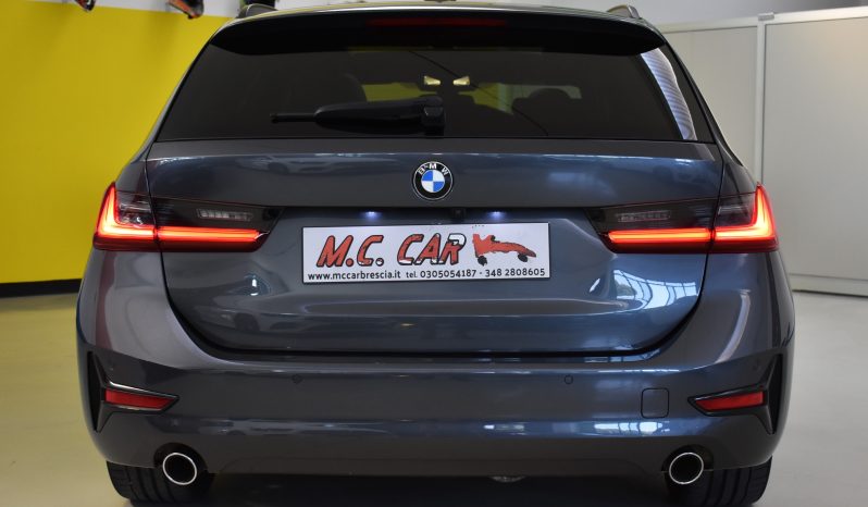 BMW 318d Touring mhev 48V Sport auto TETTO PANORAMA pieno