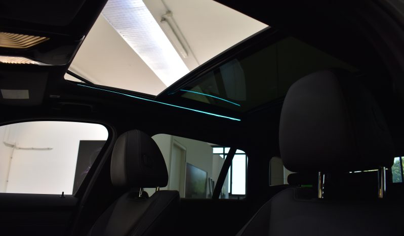 BMW 318d Touring mhev 48V Sport auto TETTO PANORAMA pieno