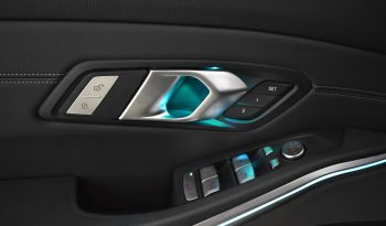 BMW 318d Touring mhev 48V Sport auto TETTO PANORAMA pieno