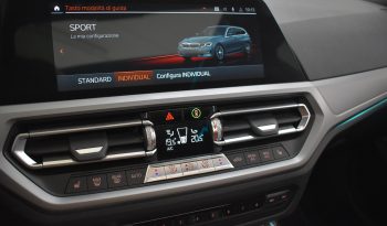 BMW 318d Touring mhev 48V Sport auto TETTO PANORAMA pieno