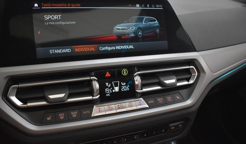 BMW 318d Touring mhev 48V Sport auto TETTO PANORAMA pieno