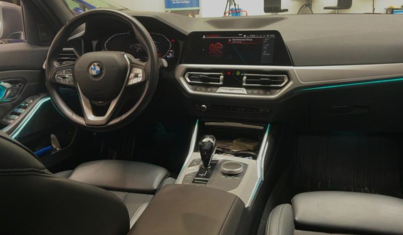 BMW 318d Touring mhev 48V Sport auto TETTO PANORAMA pieno