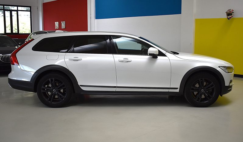 Volvo V90  Cross Country 2.0 d5 Pro awd geartronic pieno