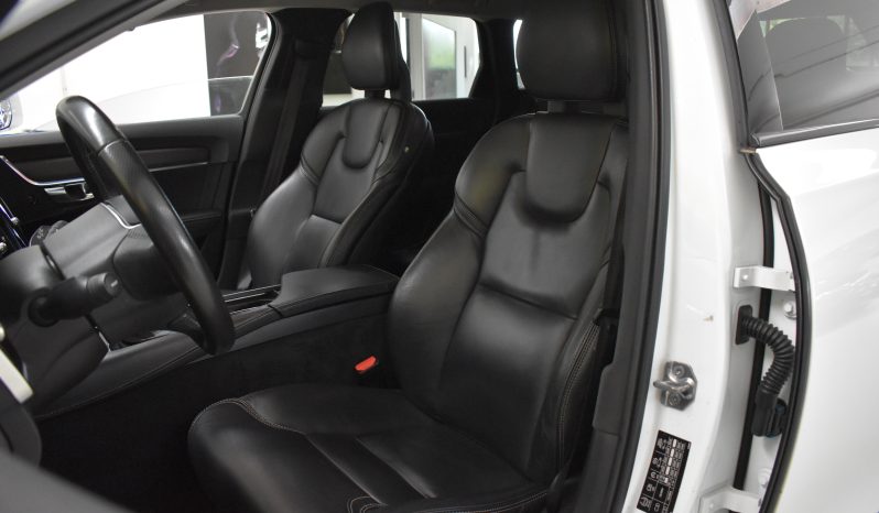 Volvo V90  Cross Country 2.0 d5 Pro awd geartronic pieno