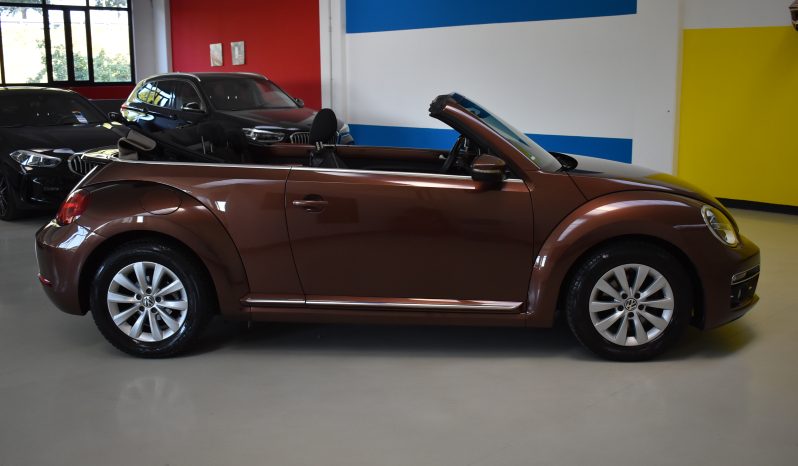 Volkswagen Maggiolino Cabrio 1.2 tsi Design 105cv pieno